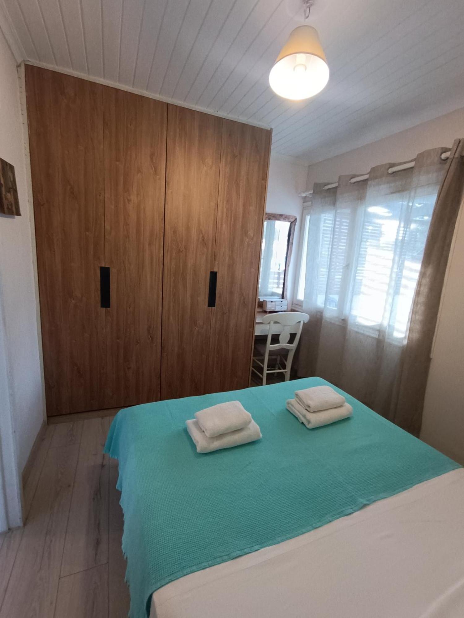 Sofia-Irini Villa Kalamaki  Luaran gambar